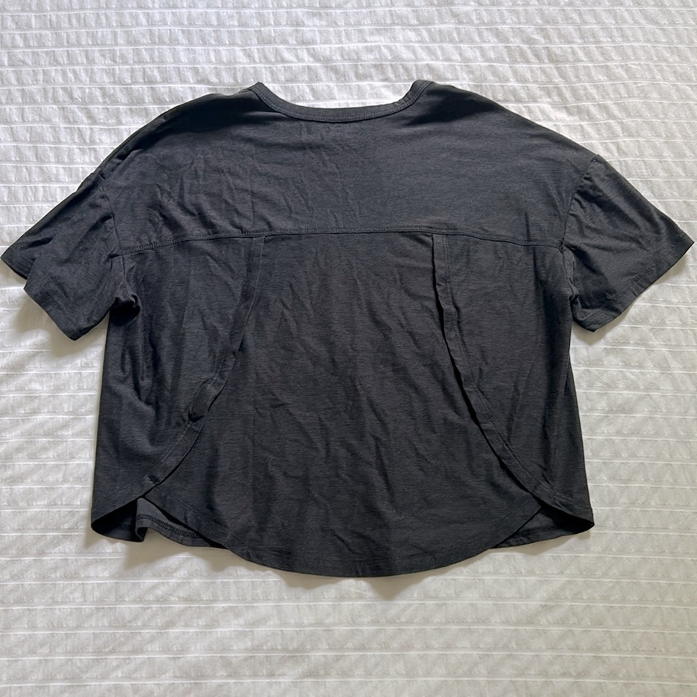 SUPER SOFT Dark Grey Athletic Tee Youth XL - Picture 2 of 2